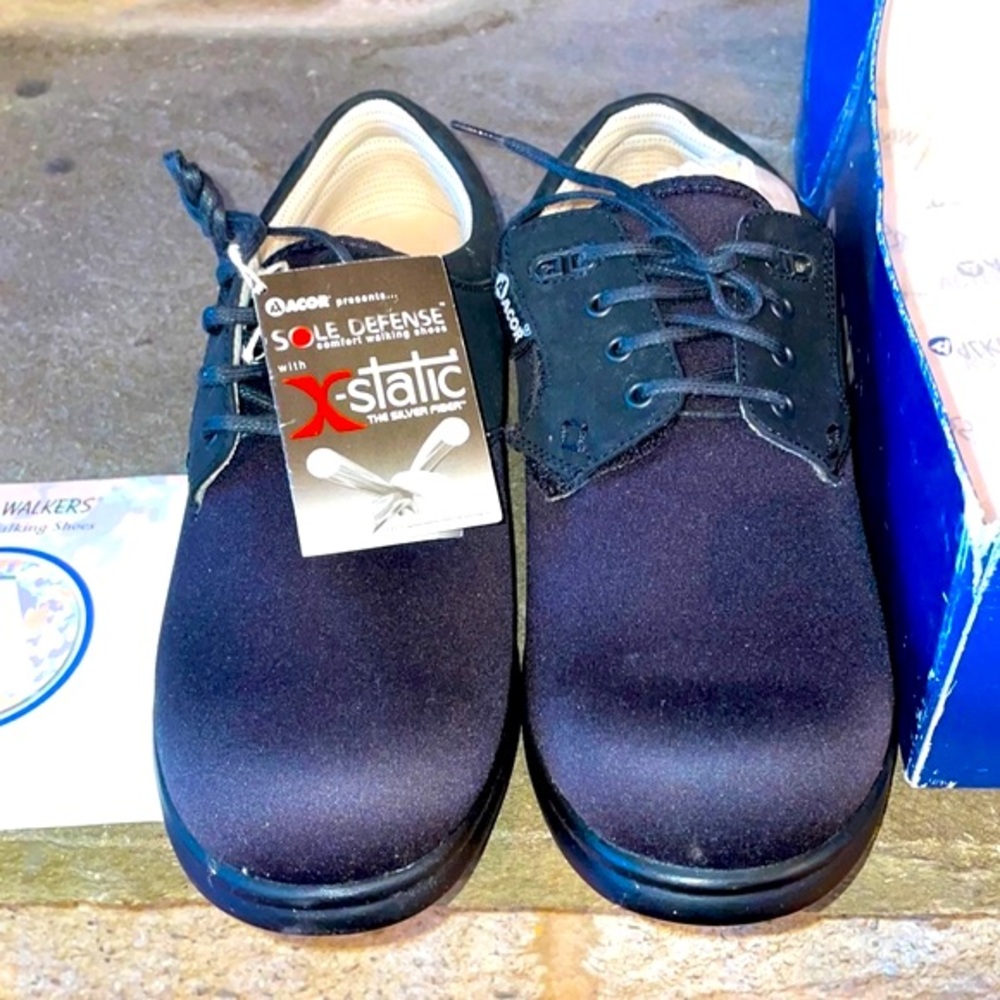 Acor Comfort Street Walking Shoe Tandem Lace and Velcro Design Brand New in Box